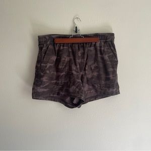 Athleta Camo Green and Black athleisure Farallon shorts